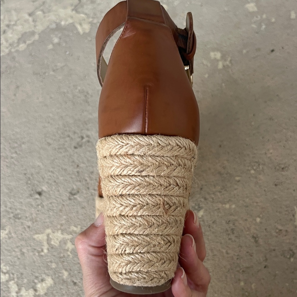 Worn once Marc Fisher brown and Cream sandals - Picture 12 of 16